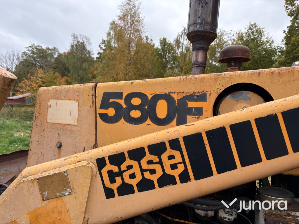 Traktorgrävare Case 580F