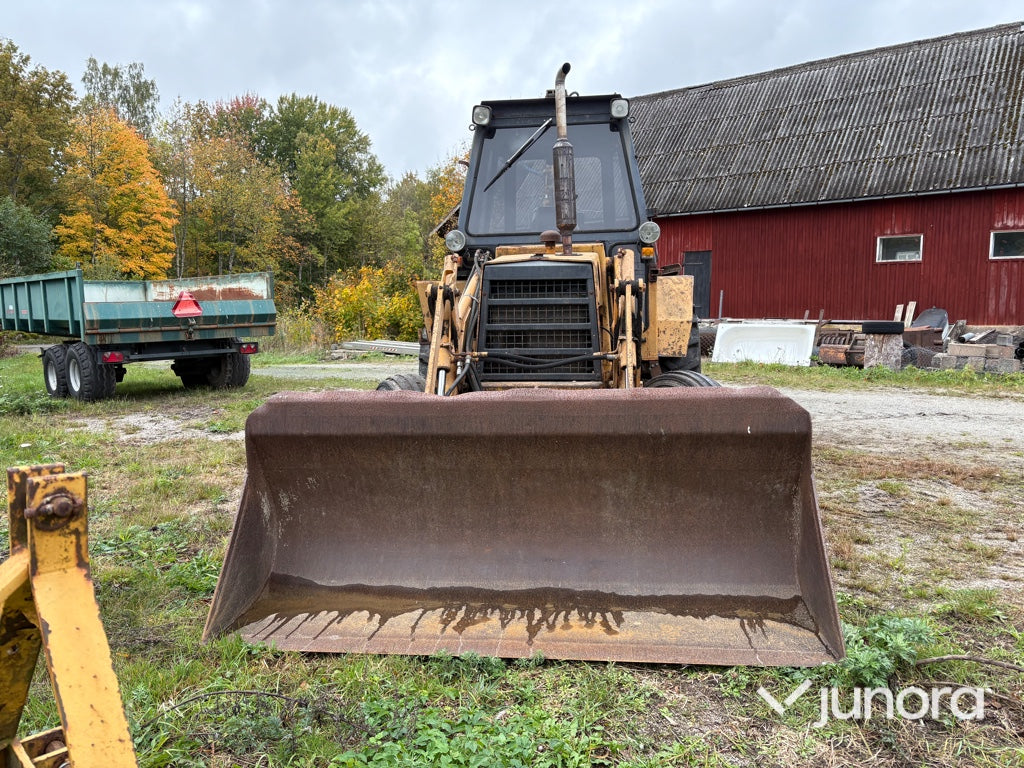 Traktorgrävare Case 580F