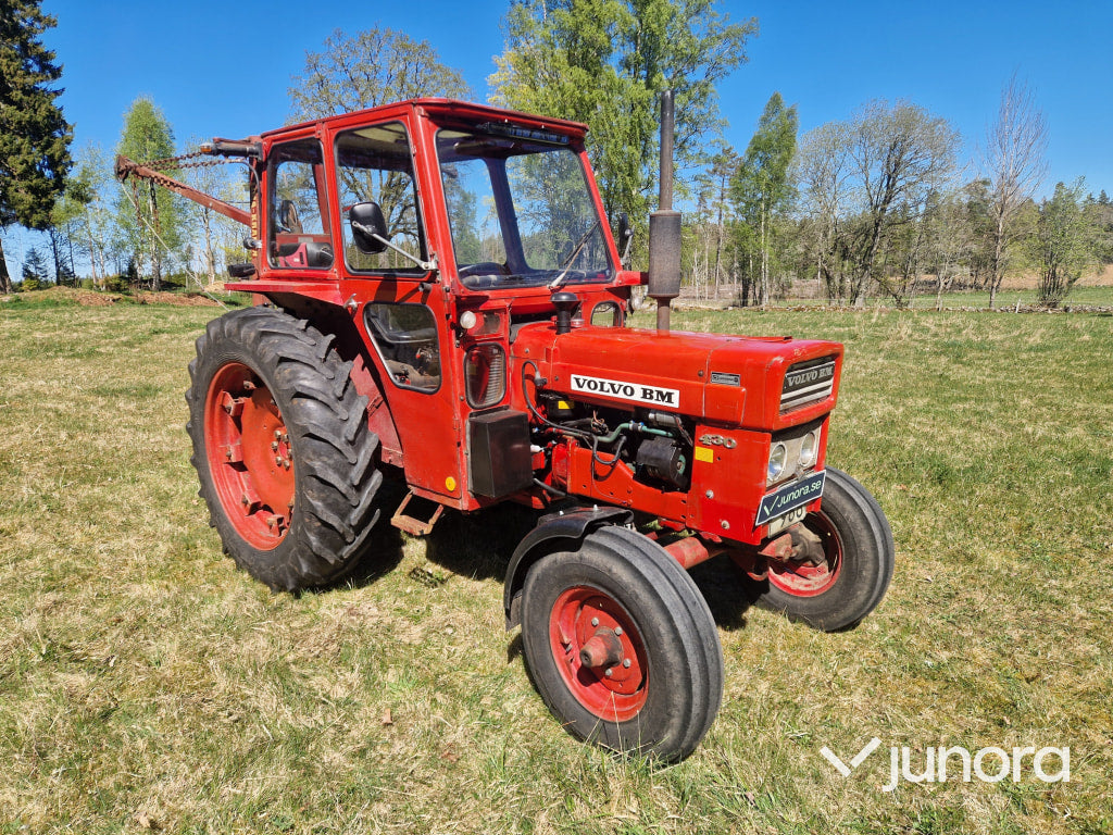Traktor - Volvo BM 430 med Lima kran