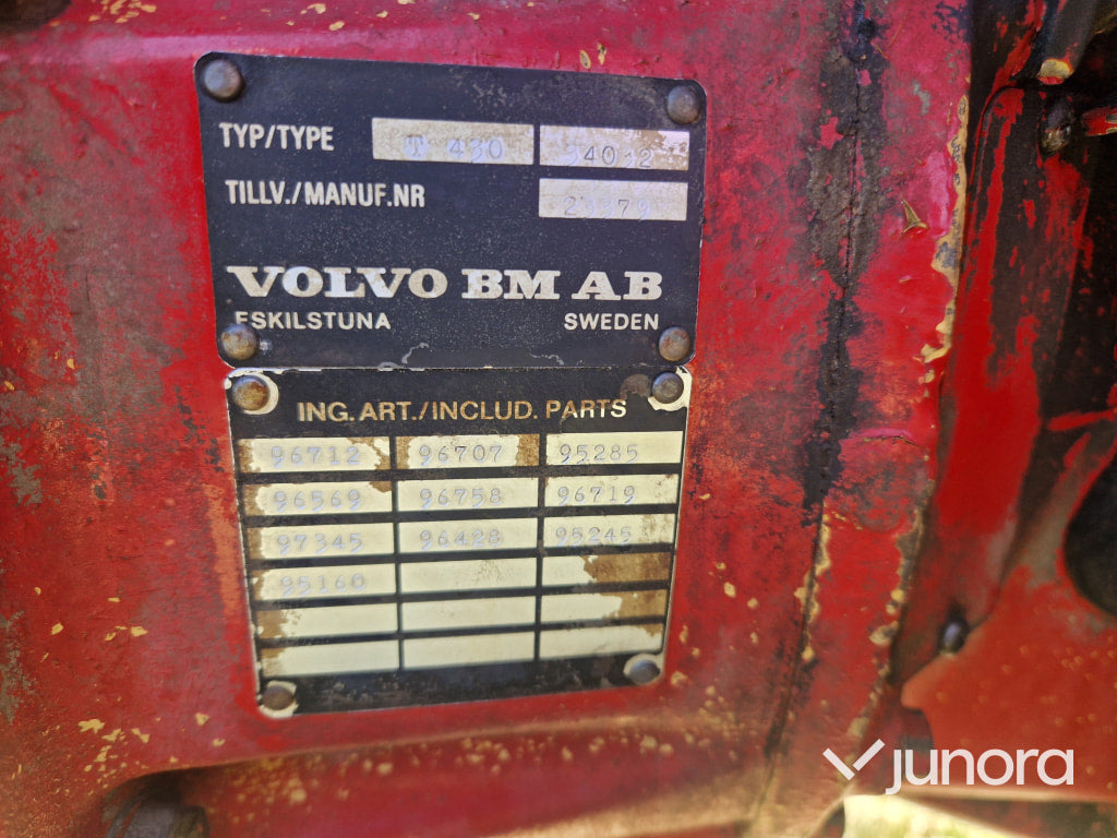 Traktor - Volvo BM 430 med Lima kran