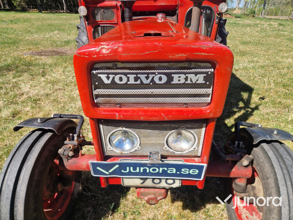 Traktor - Volvo BM 430 med Lima kran