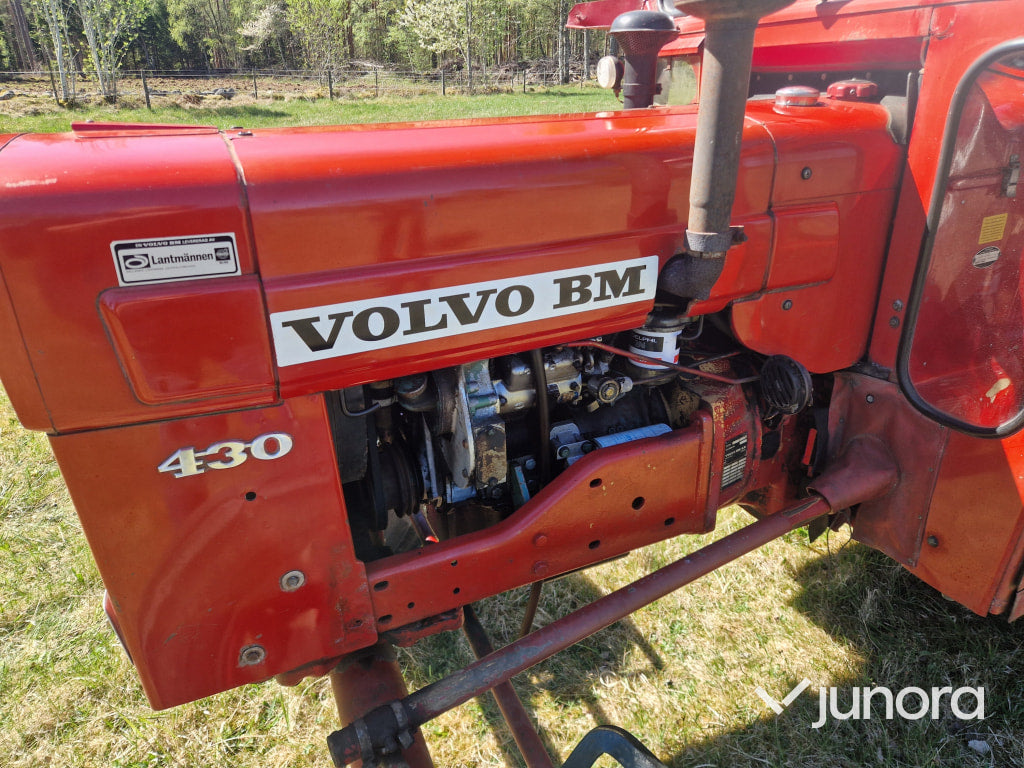 Traktor - Volvo BM 430 med Lima kran
