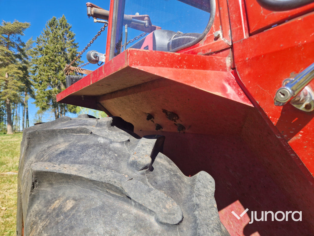 Traktor - Volvo BM 430 med Lima kran