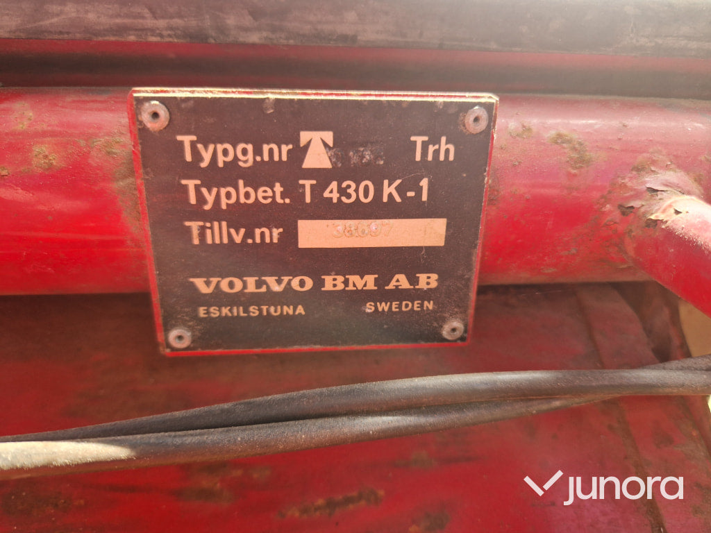 Traktor - Volvo BM 430 med Lima kran