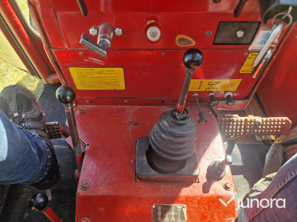 Traktor - Volvo BM 430 med Lima kran