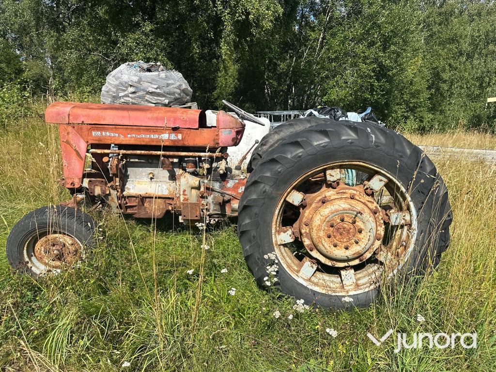 Traktorer - Massey Fergusson, 65