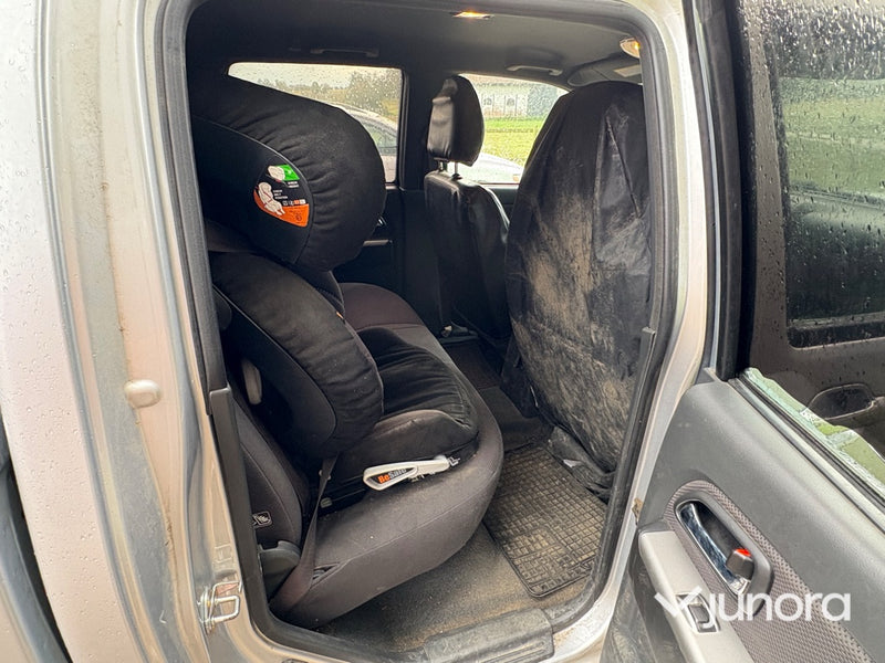 Isuzu Crew 3.0 AT