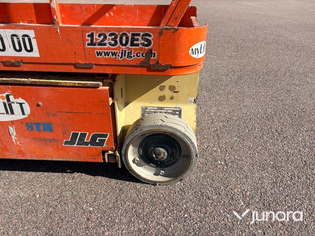 Pelarlift - JLG, 1230ES