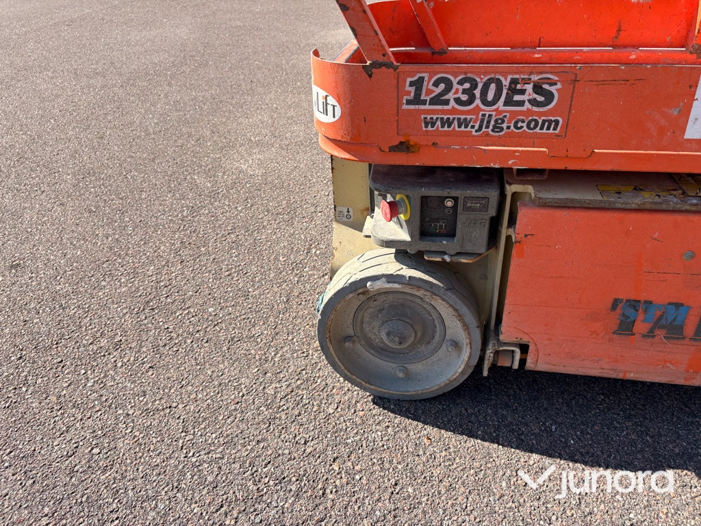 Pelarlift - JLG, 1230ES