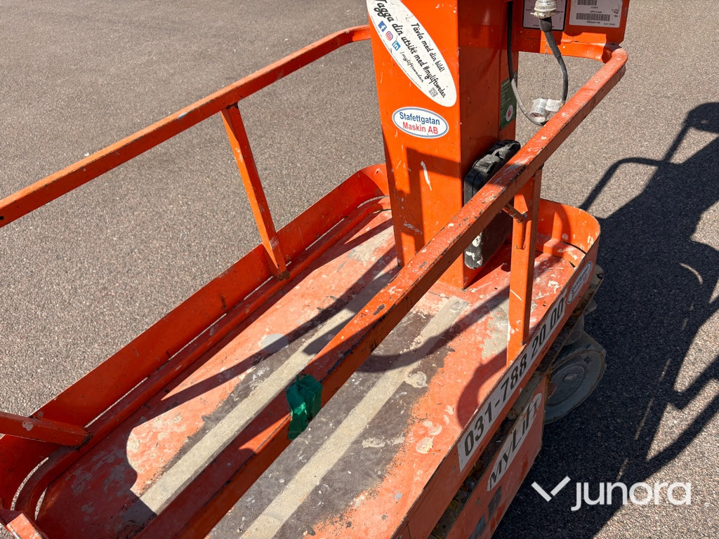 Pelarlift - JLG, 1230ES