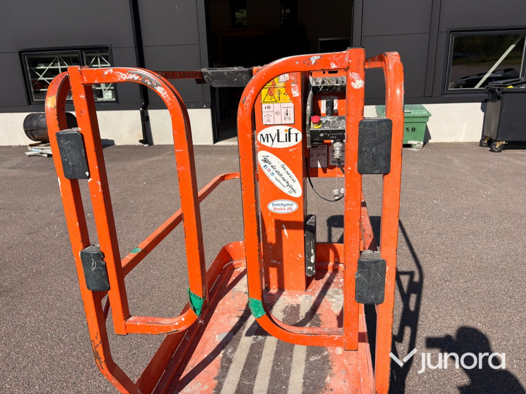 Pelarlift - JLG, 1230ES