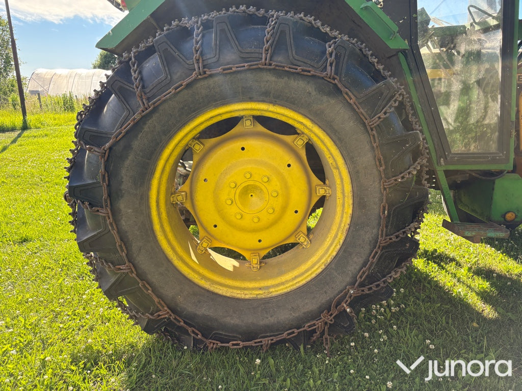 John Deere 1130 ink. 6st tillbehör.