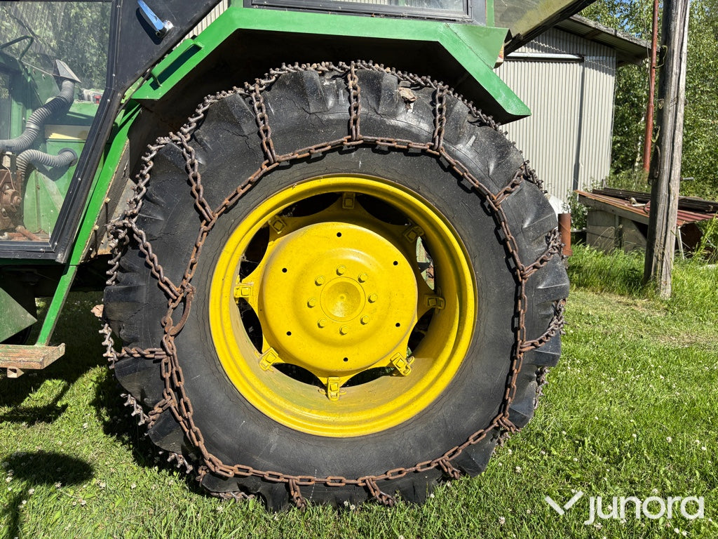 John Deere 1130 ink. 6st tillbehör.