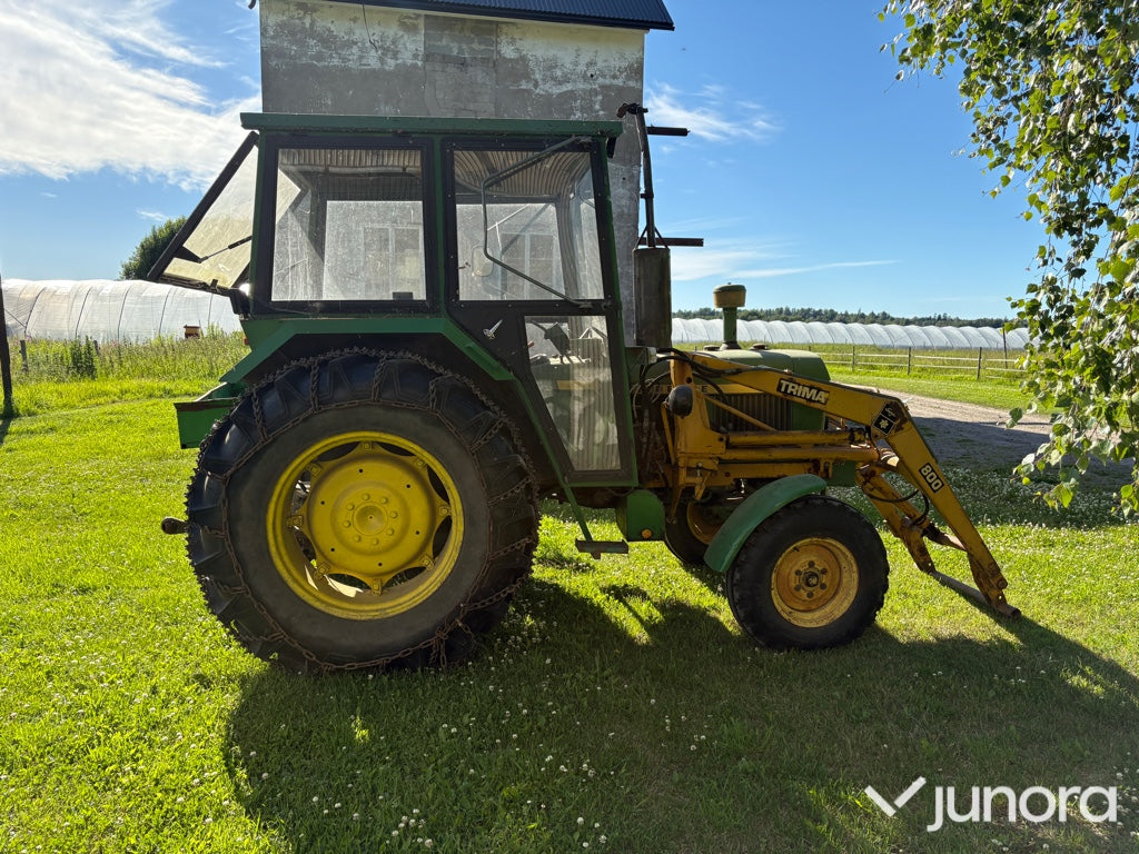 John Deere 1130 ink. 6st tillbehör.