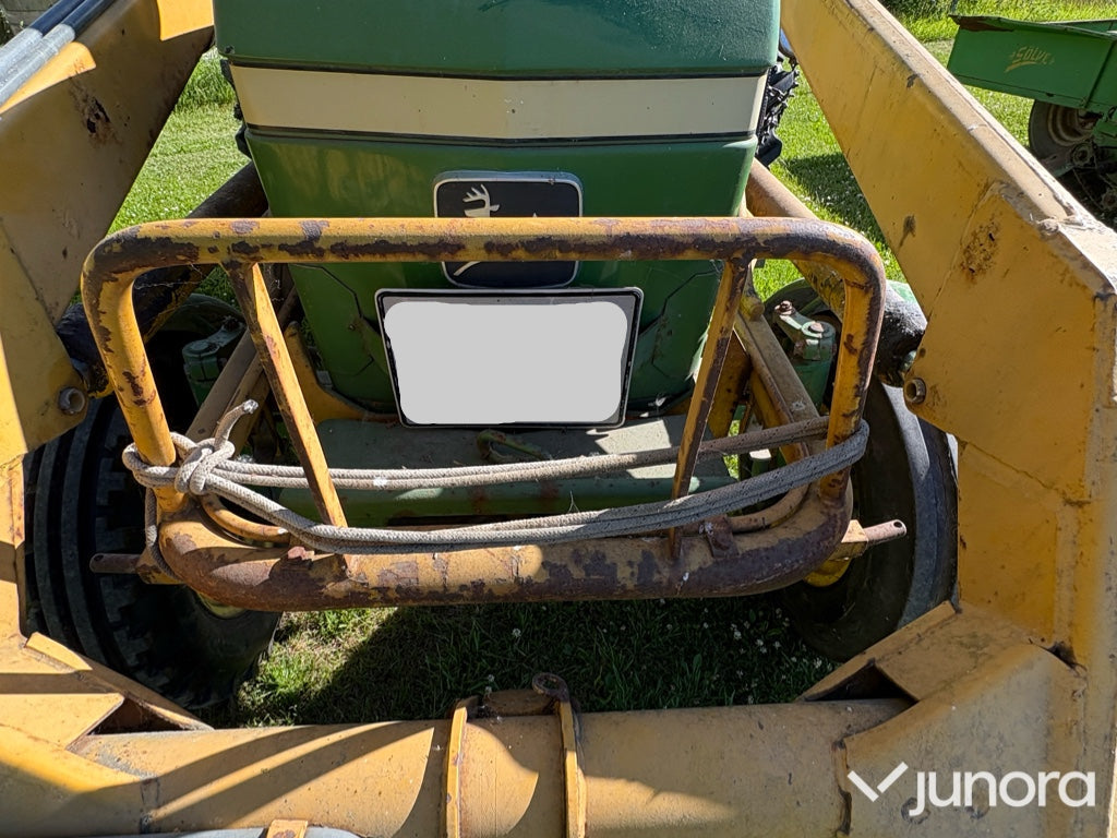 John Deere 1130 ink. 6st tillbehör.