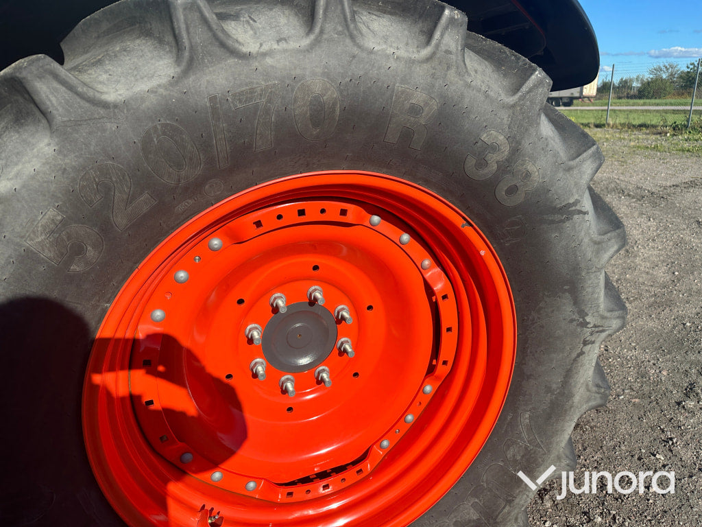Kubota M6- 142 med lastare