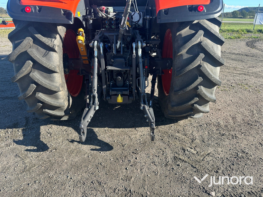 Kubota M6- 142 med lastare