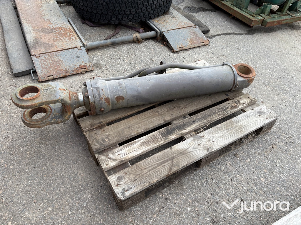 Lyftcylinder Volvo hjullastare