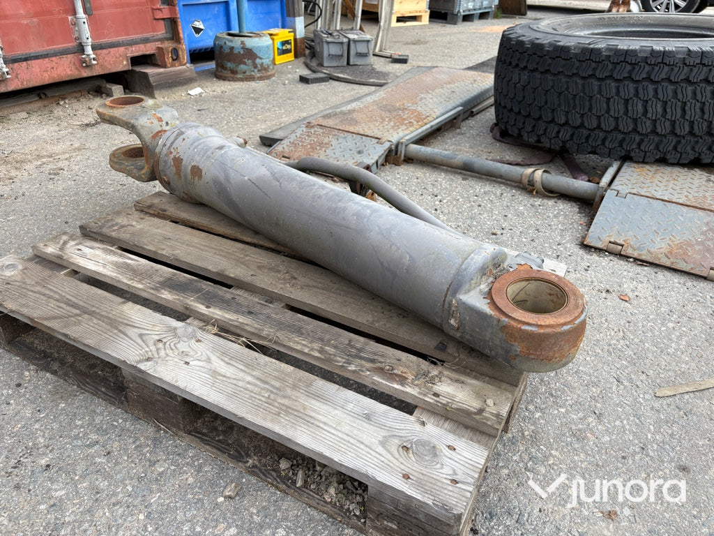 Lyftcylinder Volvo hjullastare