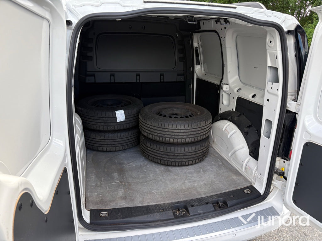 Pickup - Volkswagen, Caddy V