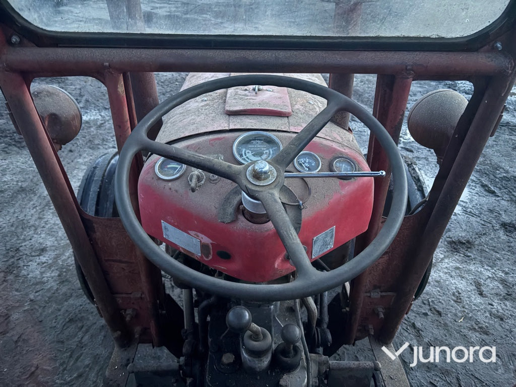 Traktor - Massey Ferguson 35X