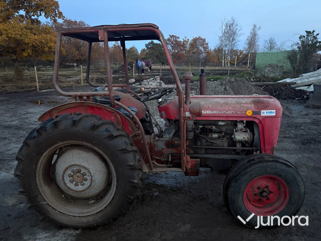 Traktor - Massey Ferguson 35X