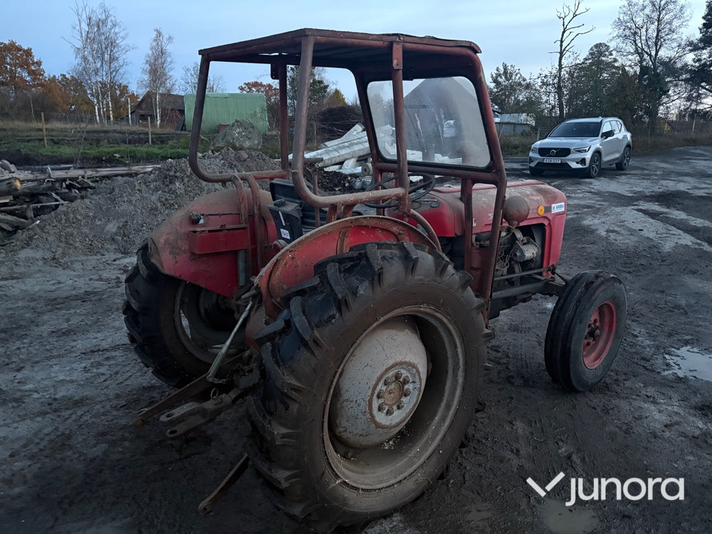Traktor - Massey Ferguson 35X