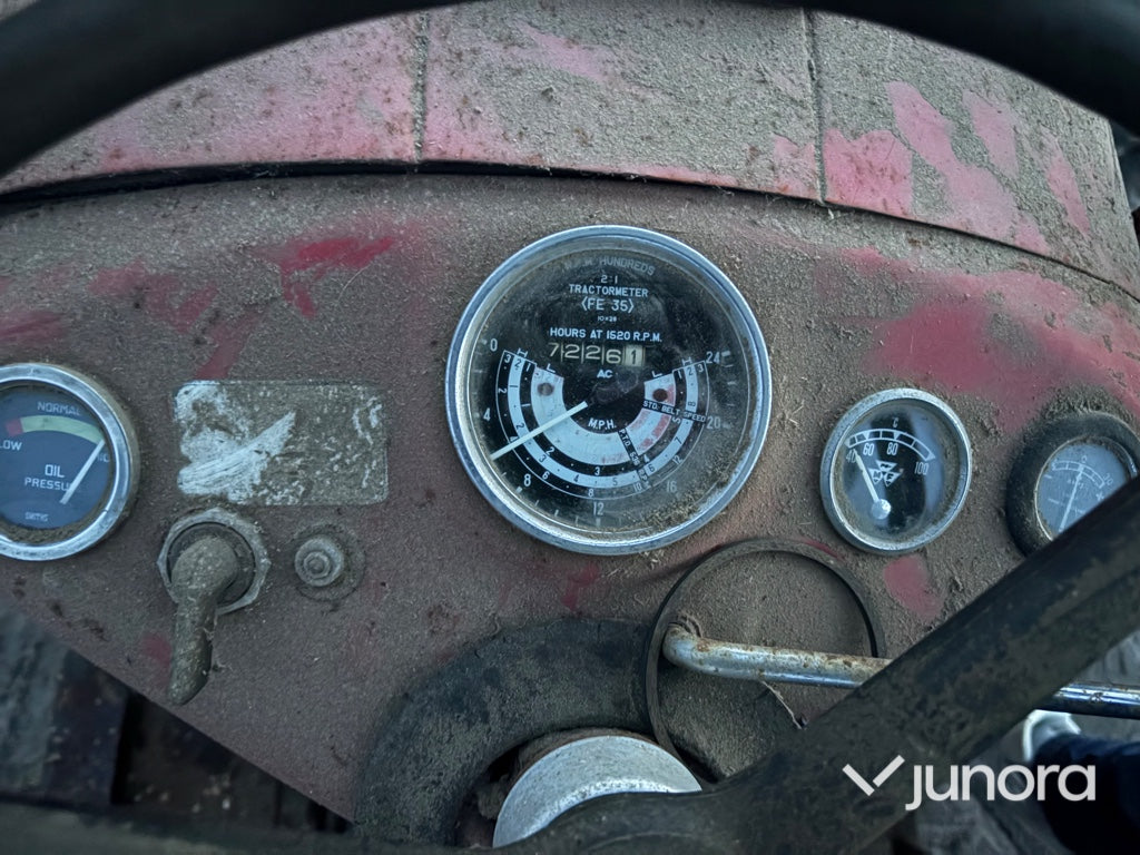 Traktor - Massey Ferguson 35X