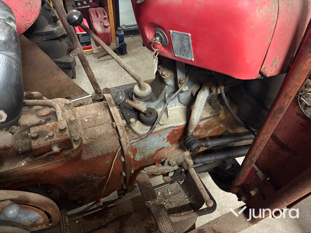 Traktor - Massey Ferguson 35X