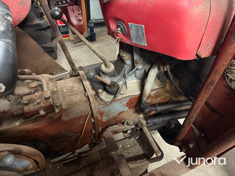 Traktor - Massey Ferguson 35X