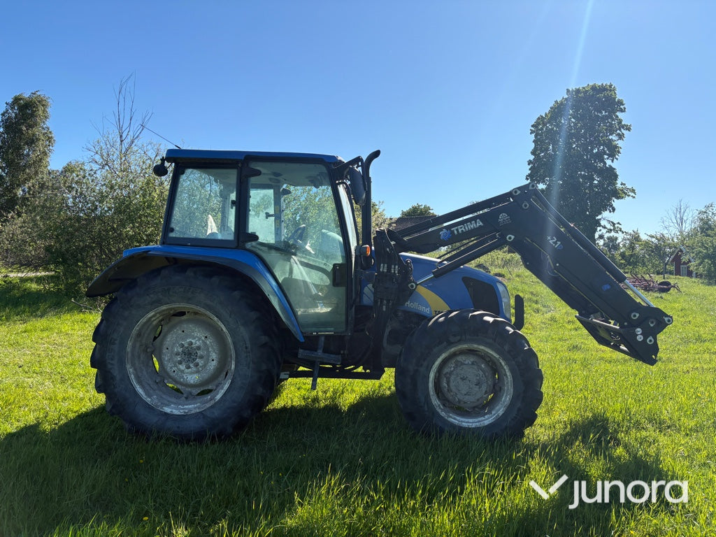 Traktor med lastare - New Holland, T5070