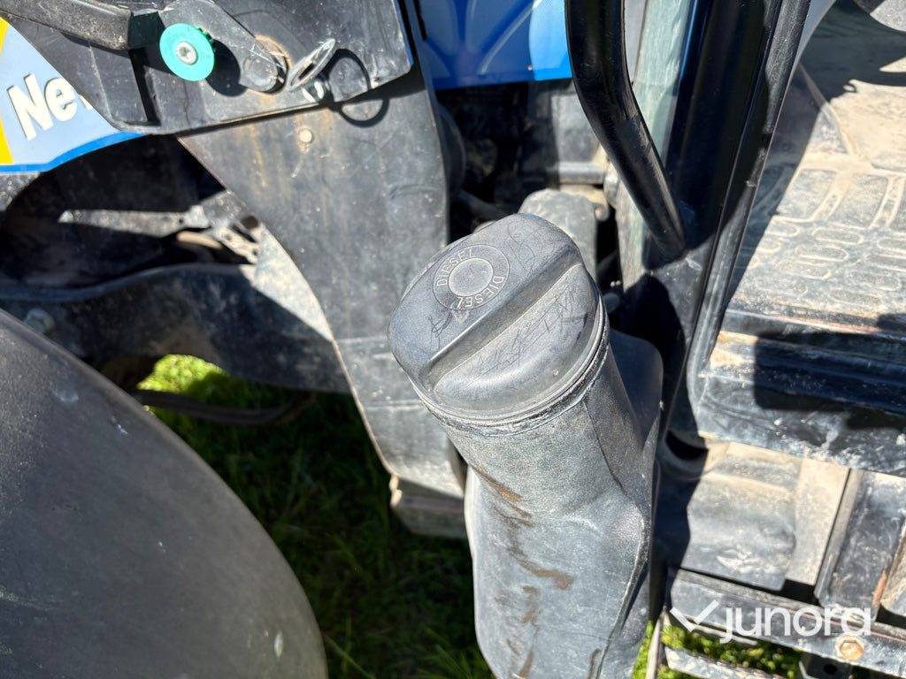 Traktor med lastare - New Holland, T5070