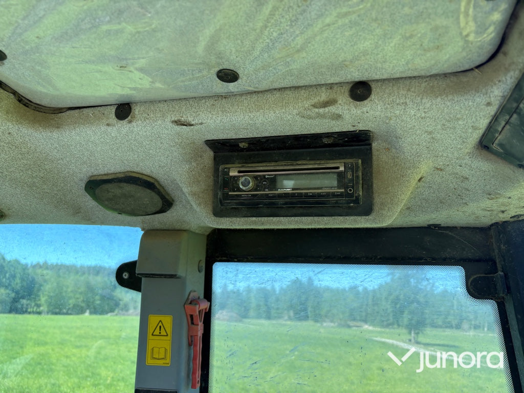 Traktor med lastare - New Holland, T5070