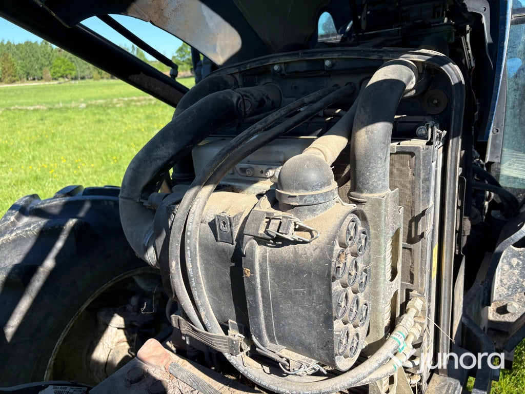 Traktor med lastare - New Holland, T5070