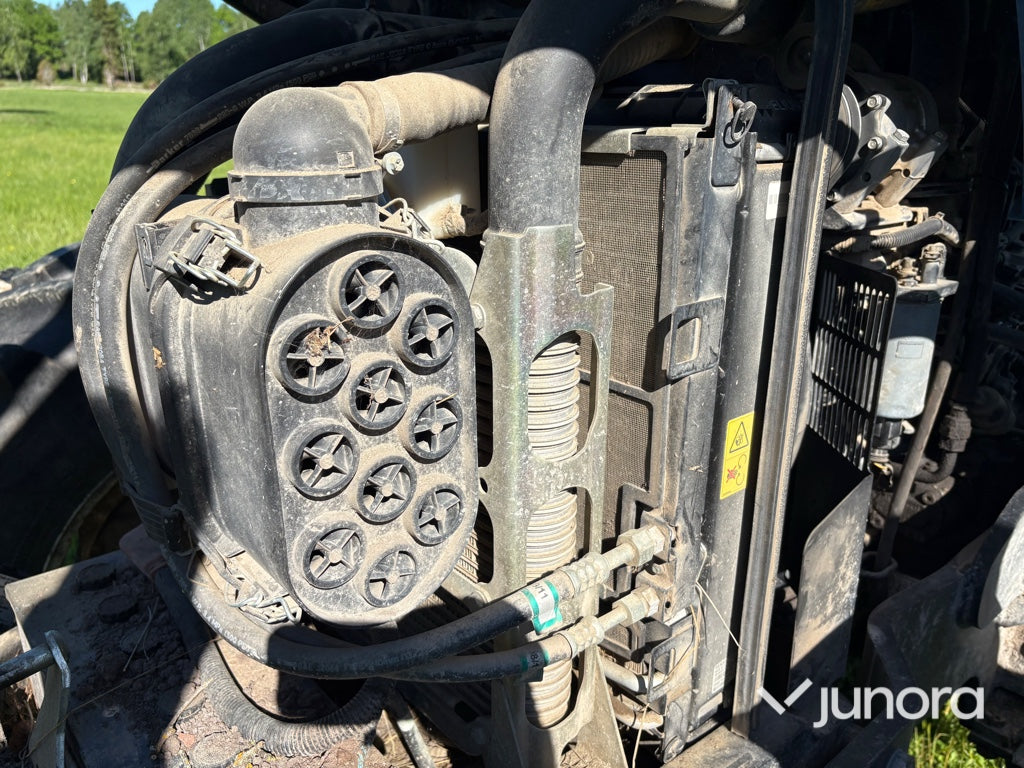 Traktor med lastare - New Holland, T5070