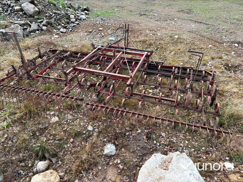 Fjäderpinnharv - Lilla Harrie