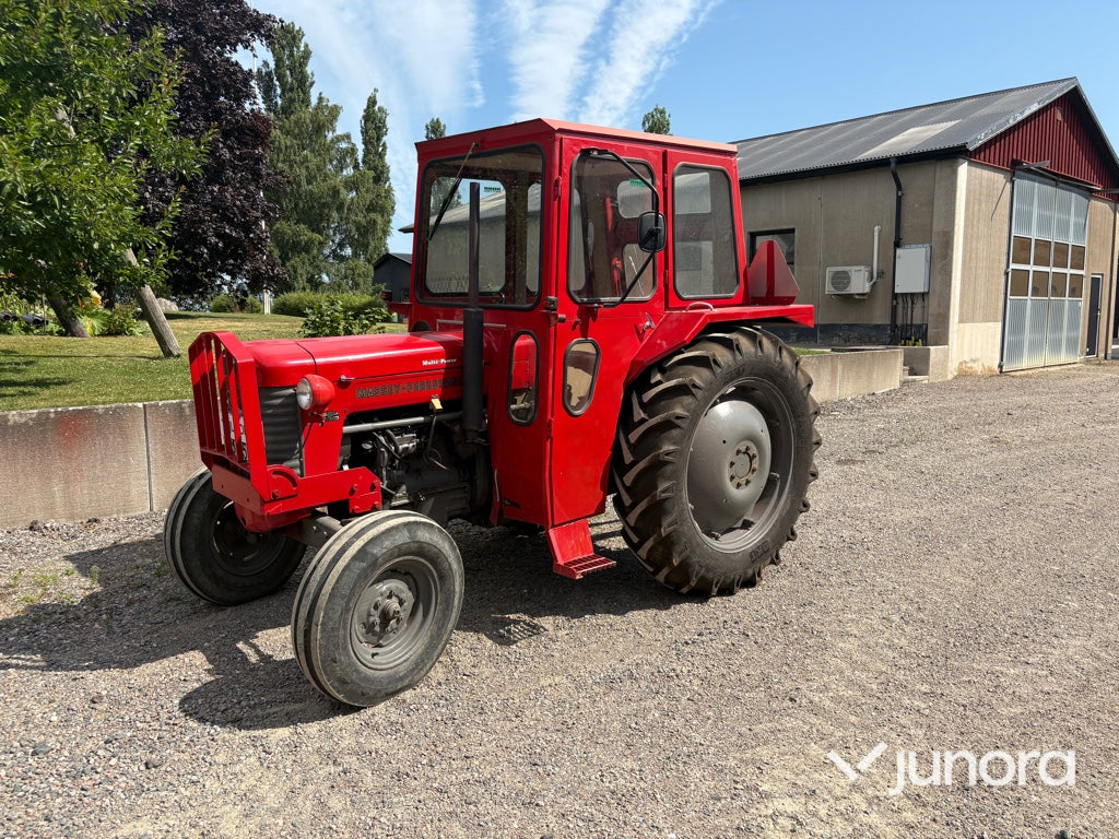 Traktor - Massey Ferguson 65 MP
