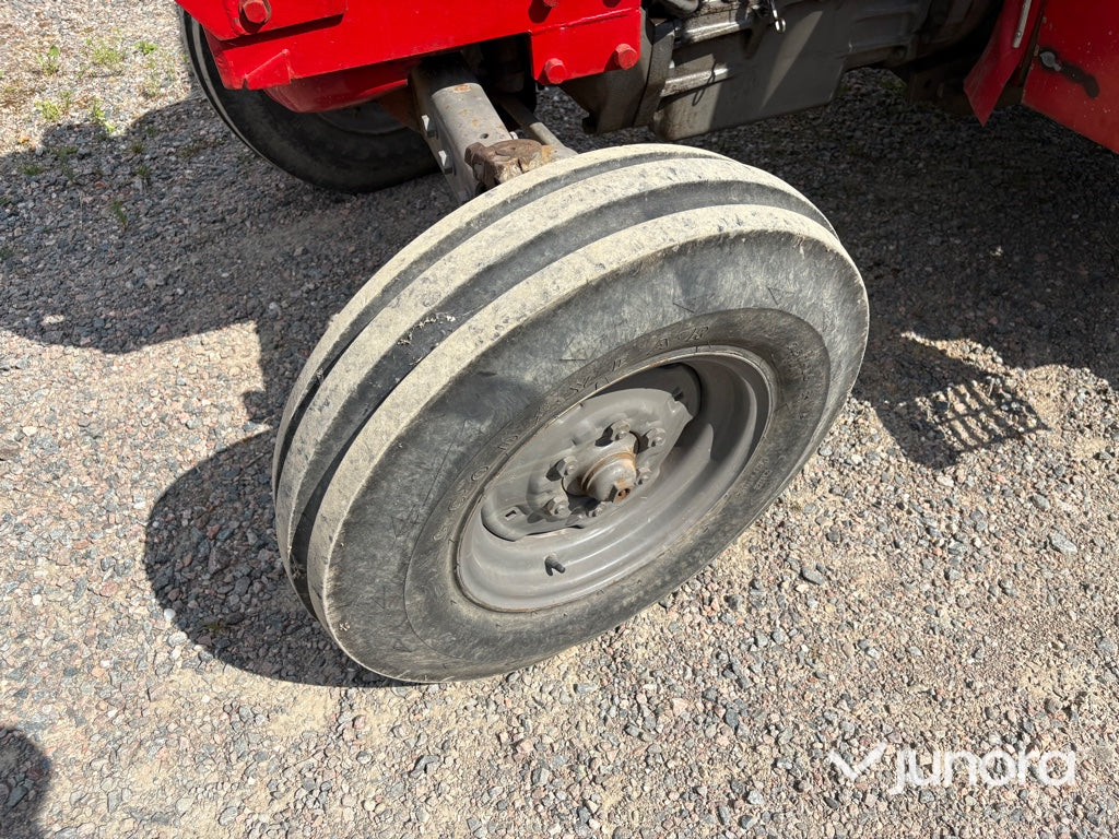 Traktor - Massey Ferguson 65 MP