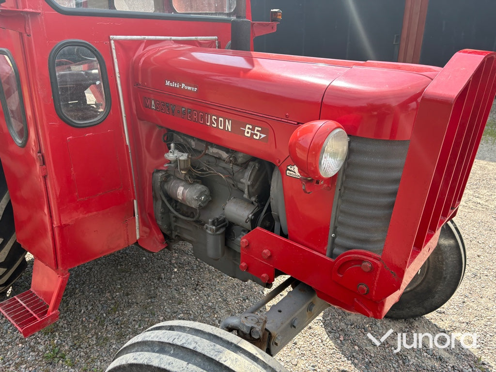 Traktor - Massey Ferguson 65 MP