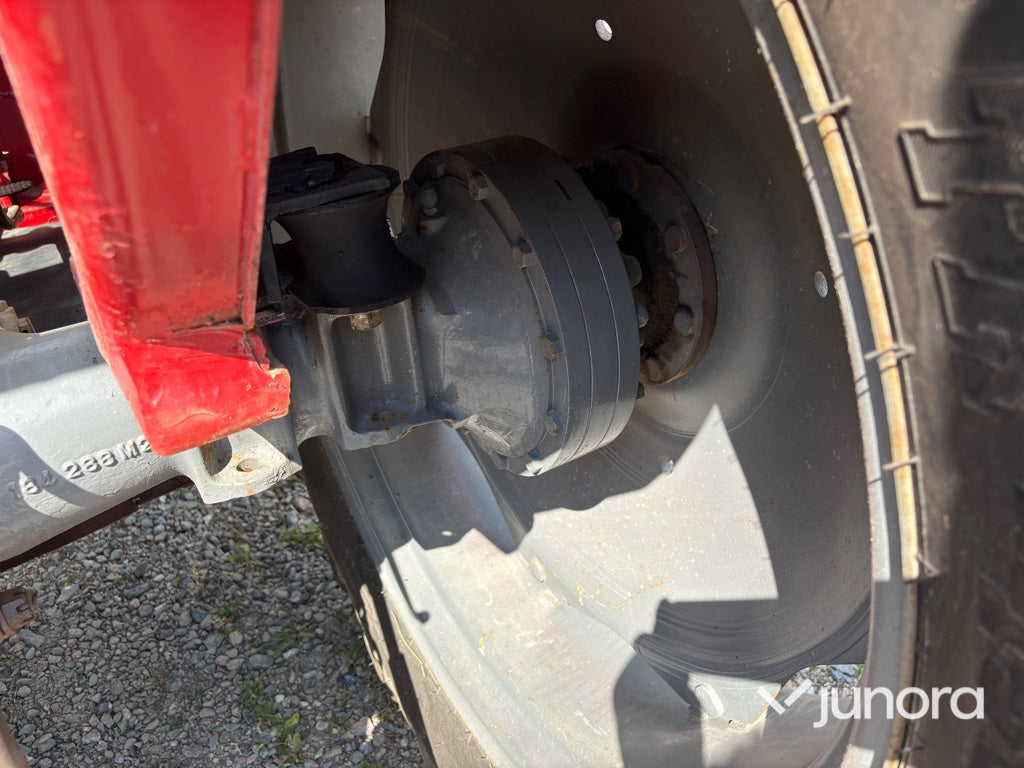 Traktor - Massey Ferguson 65 MP