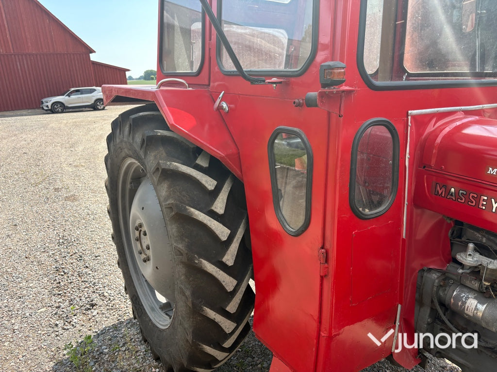 Traktor - Massey Ferguson 65 MP
