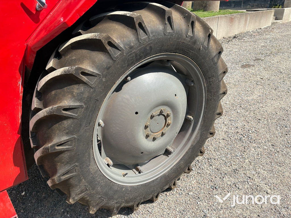 Traktor - Massey Ferguson 65 MP