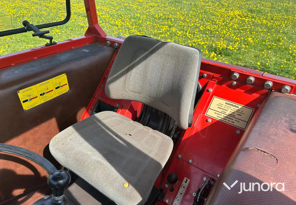 Traktor - Massey Ferguson, 240-2