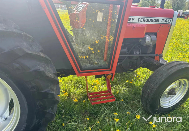 Traktor - Massey Ferguson, 240-2
