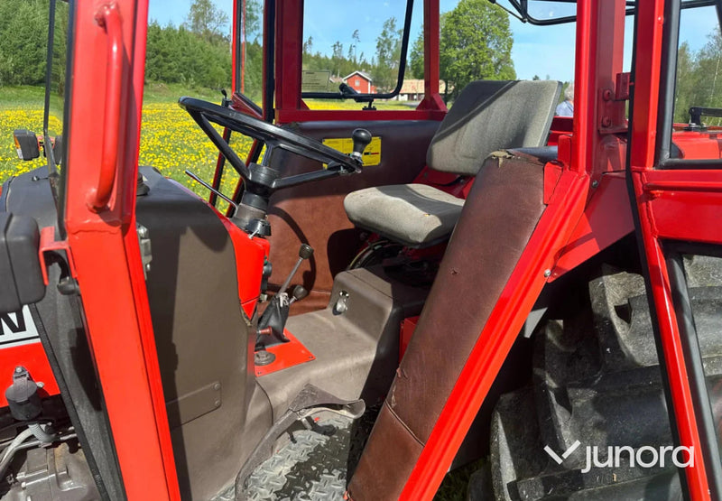 Traktor - Massey Ferguson, 240-2