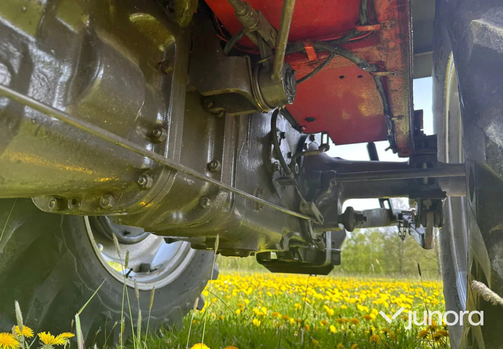 Traktor - Massey Ferguson, 240-2