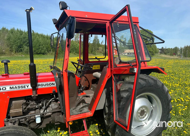 Traktor - Massey Ferguson, 240-2