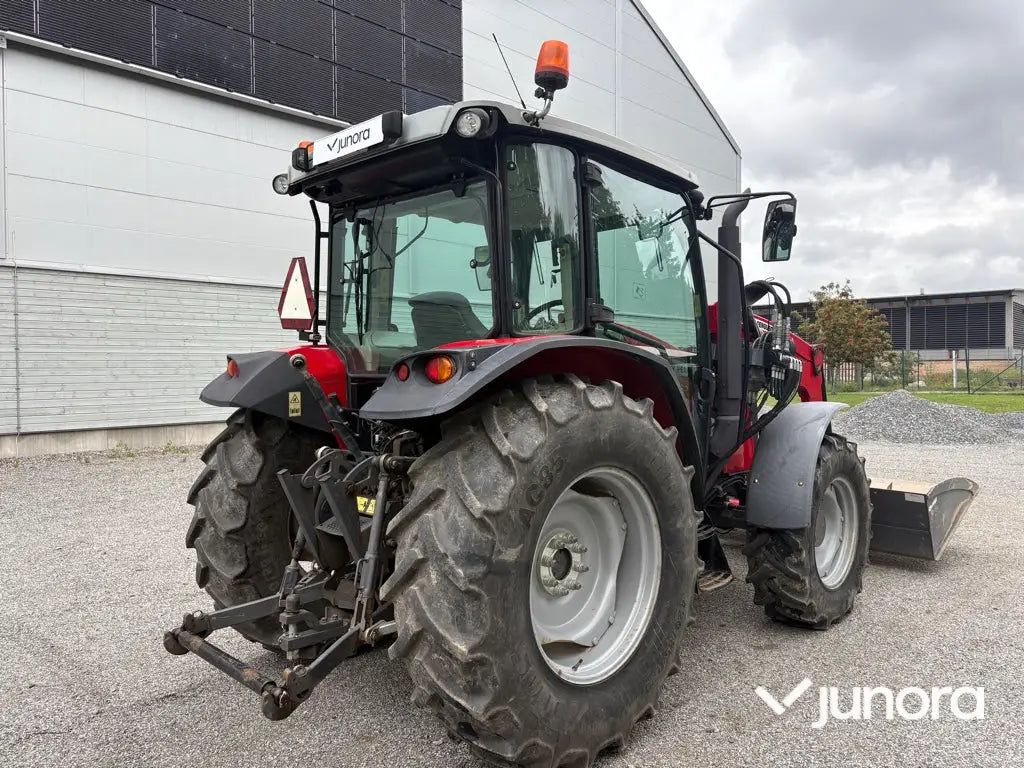 Traktor Massey Ferguson MF 4707