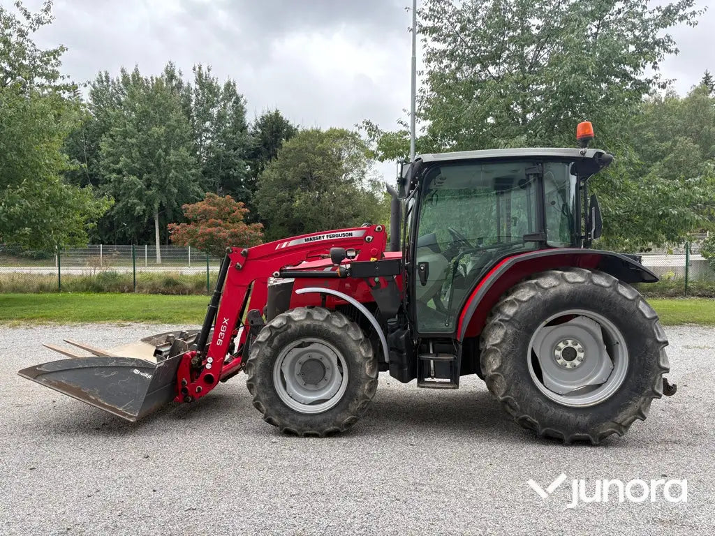 Traktor Massey Ferguson MF 4707