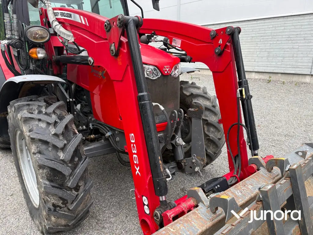 Traktor Massey Ferguson MF 4707